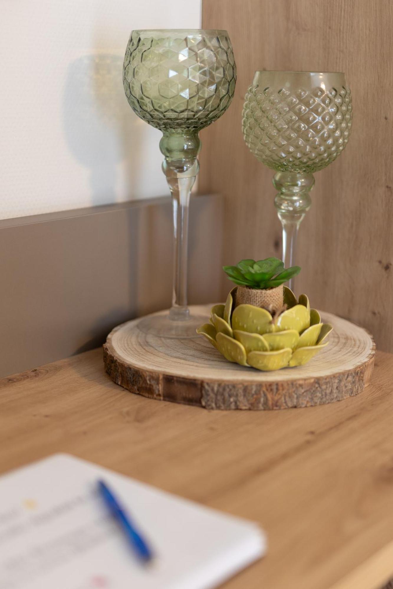 Appartementdeluxe Steiert - Near Europa Park - Rulantica - Spacious - Fully Equipped Kitchen - Private Garden - Free Parking - Pet Friendly Schwanau Luaran gambar