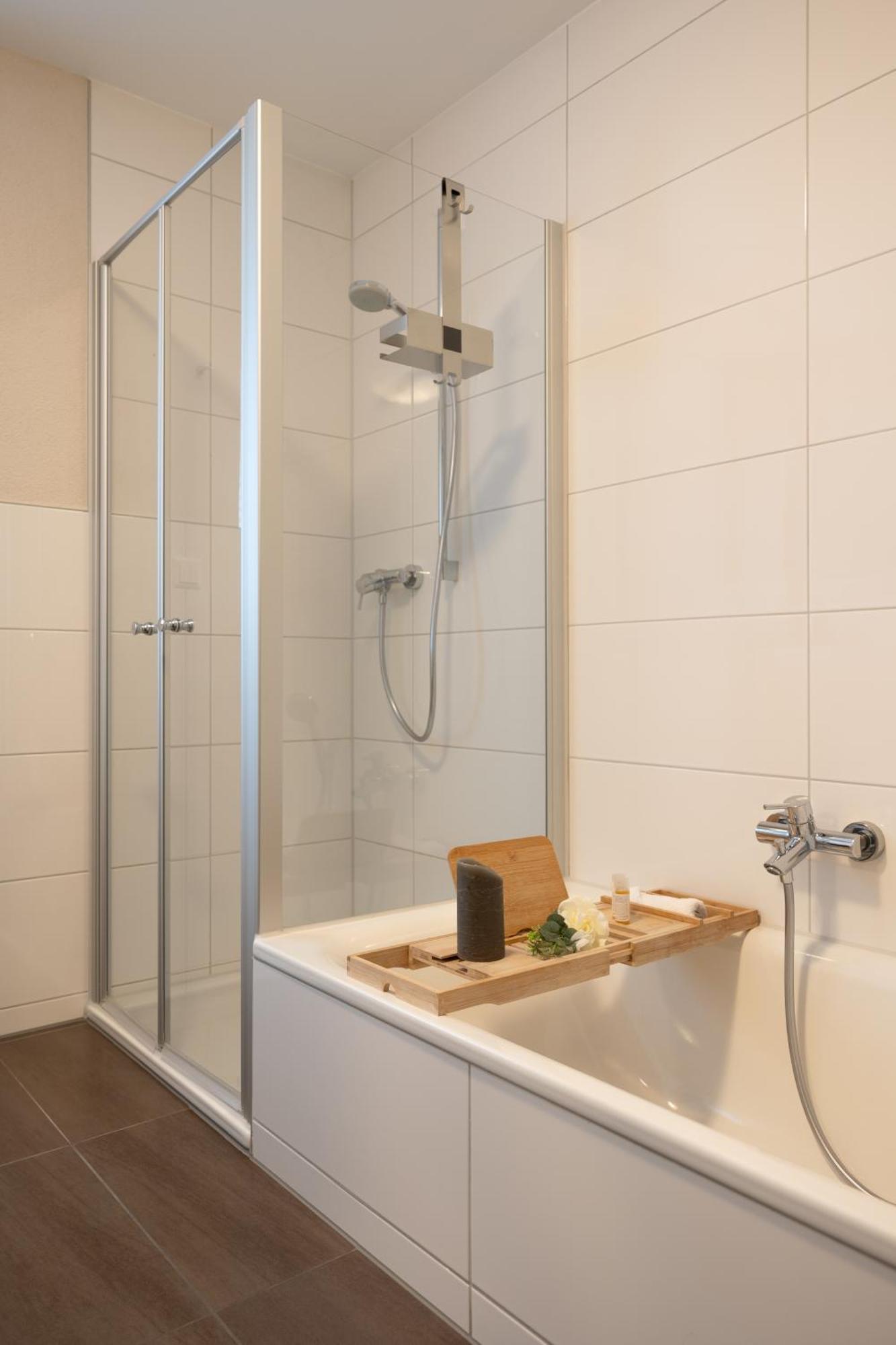 Appartementdeluxe Steiert - Near Europa Park - Rulantica - Spacious - Fully Equipped Kitchen - Private Garden - Free Parking - Pet Friendly Schwanau Luaran gambar